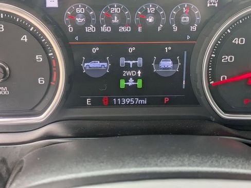 Used 2021 Chevrolet Silverado 1500 High Country w/ Technology Package image 19