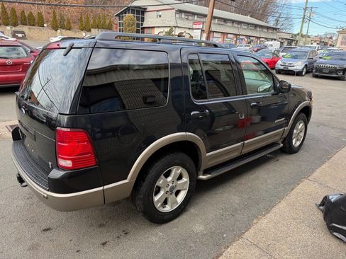 Used 2004 Ford Explorer Eddie Bauer image 6