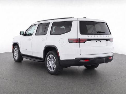 Used 2022 Jeep Wagoneer Series I w/ Convenience Group I AWD/4WD image 3