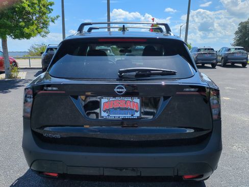 New 2026 Nissan Kicks SV FWD image 5