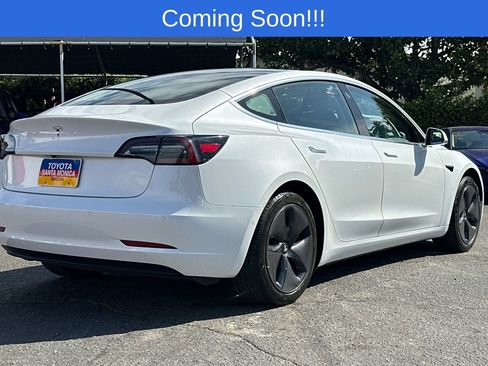 Used 2020 Tesla Model 3 Standard Range Plus image 4
