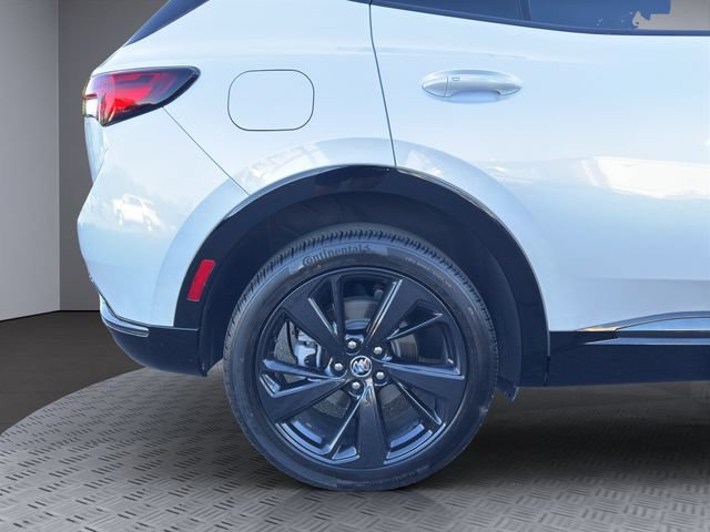 Used 2023 Buick Envision Essence w/ Sport Touring Package AWD/4WD image 28