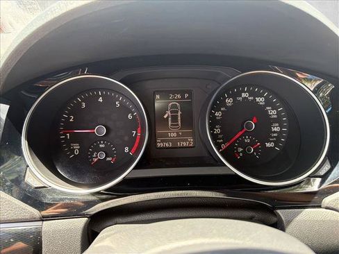 Used 2015 Volkswagen Jetta Sport FWD image 9
