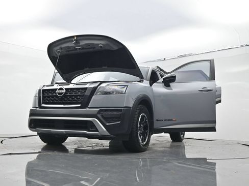 Used 2023 Nissan Pathfinder Rock Creek AWD/4WD image 31