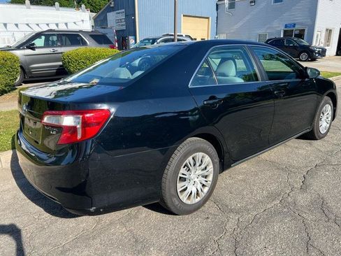 Used 2012 Toyota Camry LE FWD image 8