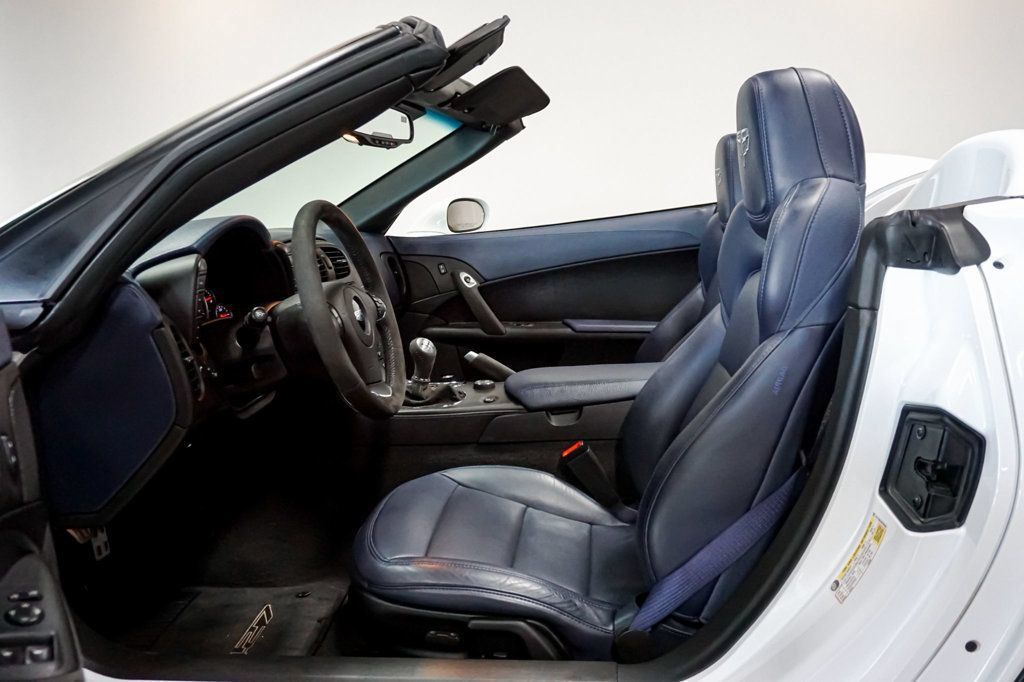 Used 2013 Chevrolet Corvette 427 Convertible w/ 1SC Preferred Equipment Group RWD image 9
