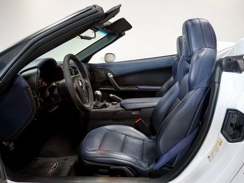 Used 2013 Chevrolet Corvette 427 w/ 1SC Preferred Equipment Group RWD image 9