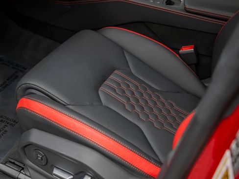 Used 2024 Lamborghini Urus Performante image 30