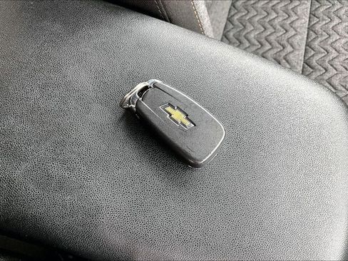 Used 2024 Chevrolet Equinox LT image 35