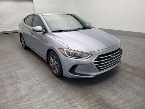 Used 2017 Hyundai Elantra SE image 13