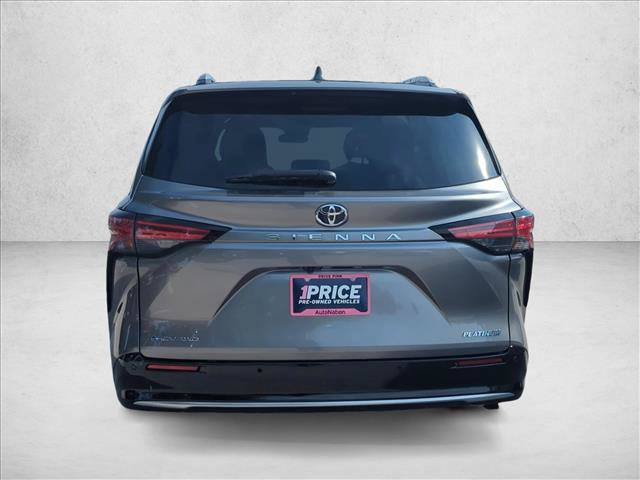 Used 2026 Toyota Sienna Platinum AWD/4WD image 6