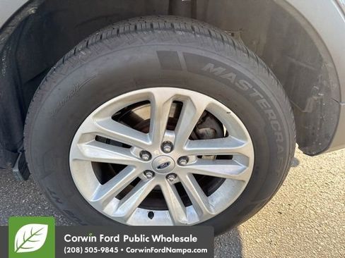 Used 2017 Ford Explorer XLT w/ Equipment Group 201A image 13