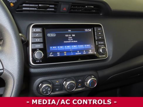 Certified 2025 Nissan Kicks Play S image 16