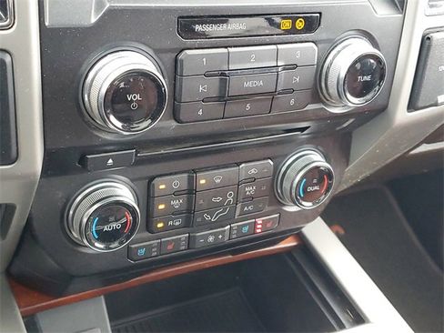 Used 2018 Ford F350 King Ranch w/ King Ranch Ultimate Package image 28