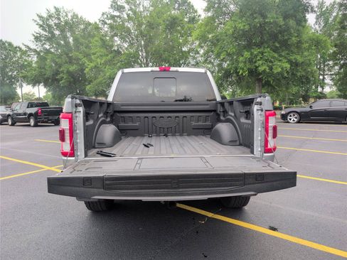 Used 2022 Ford F150 Lariat AWD/4WD image 5