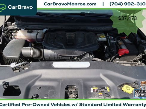 Used 2024 Jeep Wagoneer L Series II RWD image 43