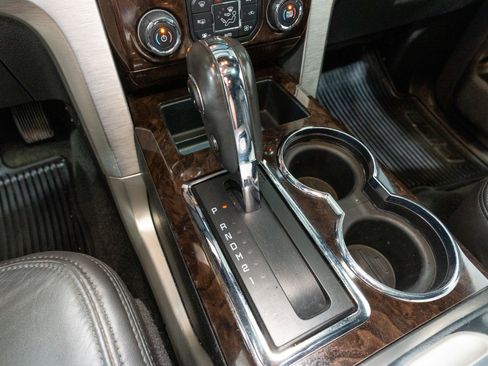 Used 2013 Ford F150 Platinum image 26