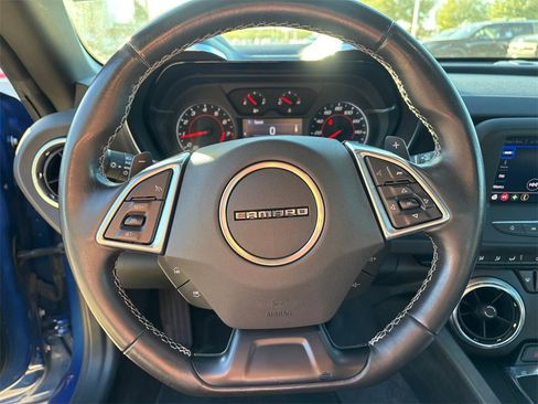 Used 2020 Chevrolet Camaro LT image 14
