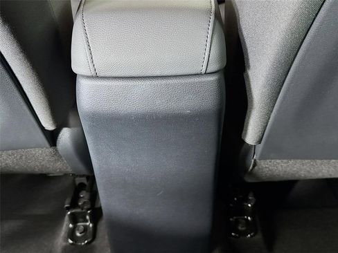 Certified 2025 Kia Soul LX w/ LX Technology Package FWD image 23