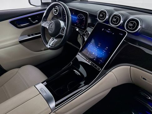Used 2023 Mercedes-Benz GLC 300 image 15