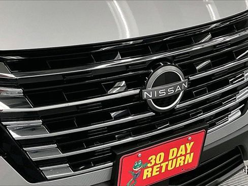 New 2025 Nissan Rogue S image 15