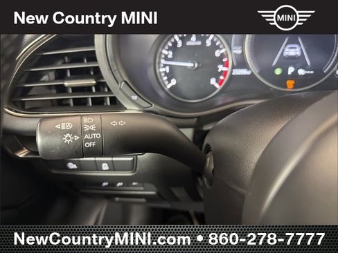 Used 2024 MAZDA MAZDA3 s image 22