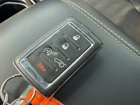 Used 2022 Jeep Grand Cherokee L Overland w/ Advanced Protech Group III AWD/4WD image 27