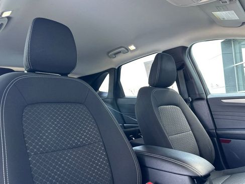 Used 2024 Ford Escape Active w/ Tech Pack #1 AWD/4WD image 17