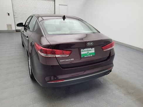 Used 2018 Kia Optima LX image 6