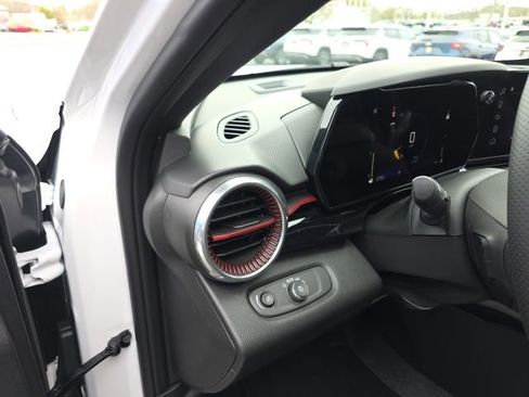 New 2026 Chevrolet Trax RS w/ Driver Confidence Package image 16