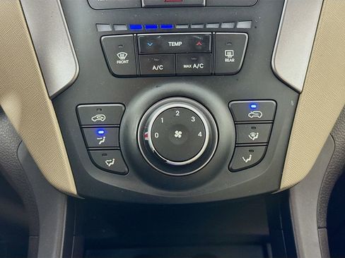 Used 2015 Hyundai Santa Fe Sport image 14