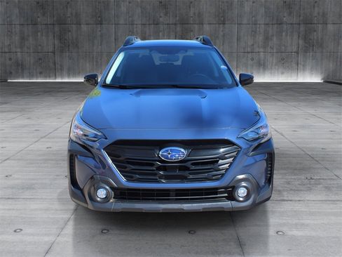 Used 2025 Subaru Outback Onyx Edition image 8