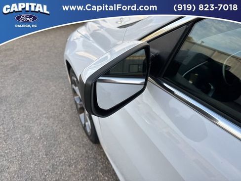 Used 2024 Chevrolet Malibu LT image 12