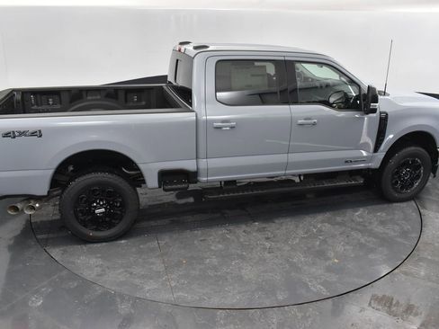 Used 2026 Ford F250 Lariat w/ Black Appearance Package image 43