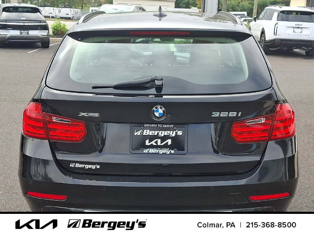 Used 2014 BMW 328i xDrive Wagon AWD/4WD image 5