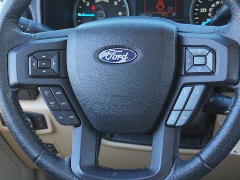 Used 2015 Ford F150 XLT w/ Equipment Group 302A Luxury image 29