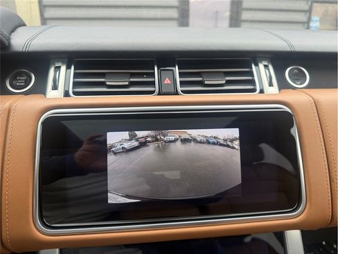 Used 2019 Land Rover Range Rover Autobiography image 17