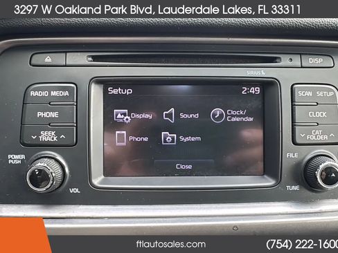 Used 2017 Kia Optima LX FWD image 30
