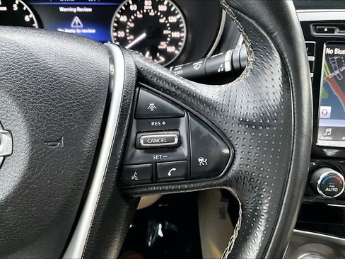 Used 2018 Nissan Maxima Platinum image 18
