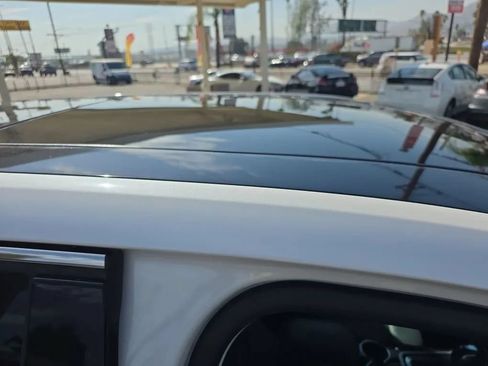 Used 2017 Ford Edge SEL w/ Equipment Group 201A FWD image 10