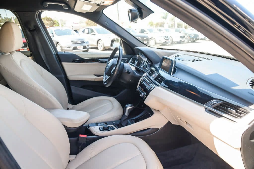 Used 2017 BMW X1 xDrive28i AWD/4WD image 16