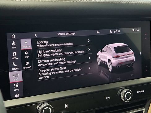 Certified 2025 Porsche Macan GTS AWD/4WD image 27