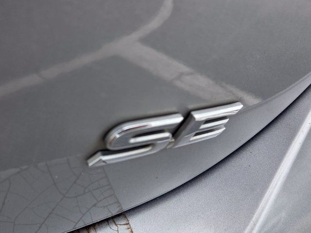 Used 2019 Toyota Camry SE FWD image 11