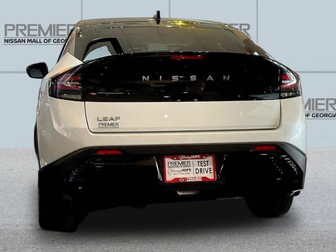 New 2026 Nissan Leaf SV+ w/ Floor Mat Package (SV+) FWD image 4