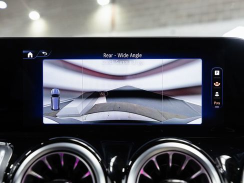 Certified 2024 Mercedes-Benz EQB 300 4MATIC image 18