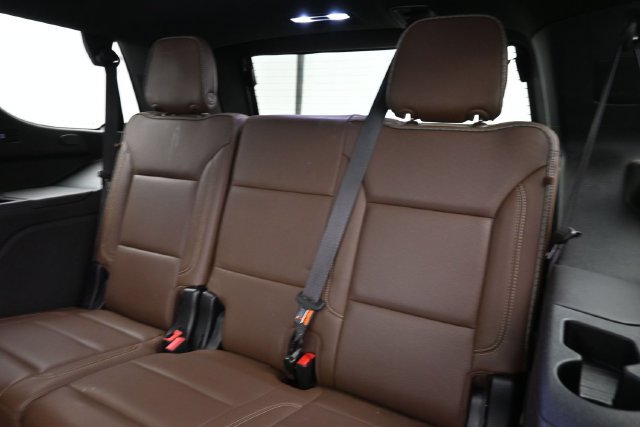 Used 2023 Chevrolet Tahoe High Country AWD/4WD image 20