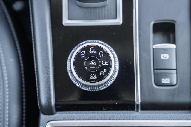 Used 2022 Mitsubishi Outlander SE AWD/4WD image 27
