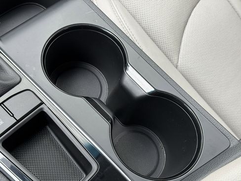 Used 2017 Hyundai Sonata Limited w/ Cargo Package image 26