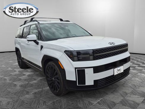 Certified 2025 Hyundai Santa Fe Calligraphy image 7