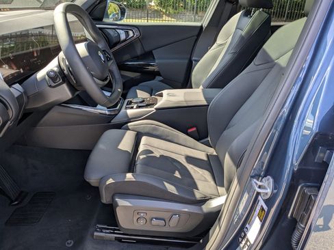 New 2026 BMW X3 xDrive30 w/ Premium Package image 14